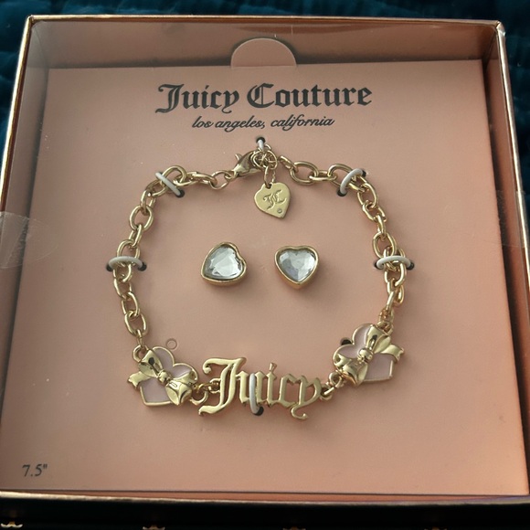 Juicy Couture Gold-Tone Logo Bracelet with Clear Heart Studs - Picture 2 of 2